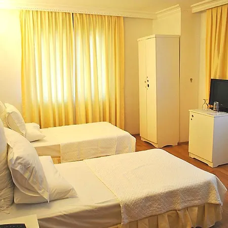 Hettie Hotel 2*