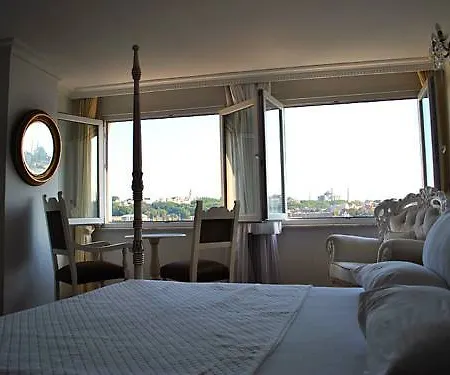 Hotel Hettie 2*
