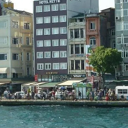 Hettie Istanbul
